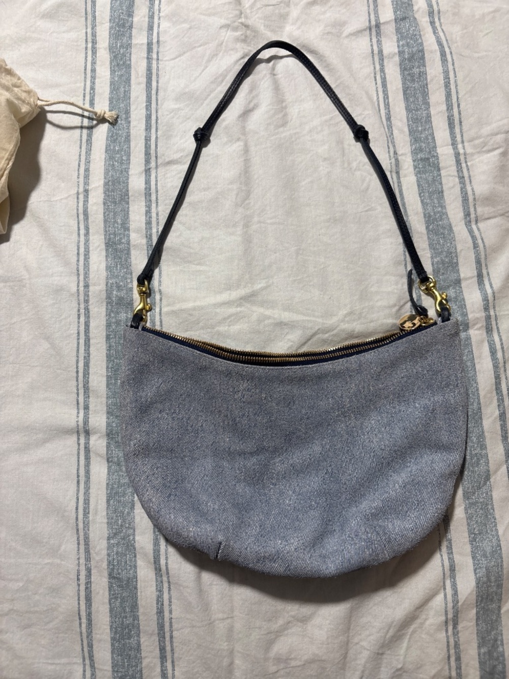 Adorable denim Clare V shoulder bag - Picture 4 of 5
